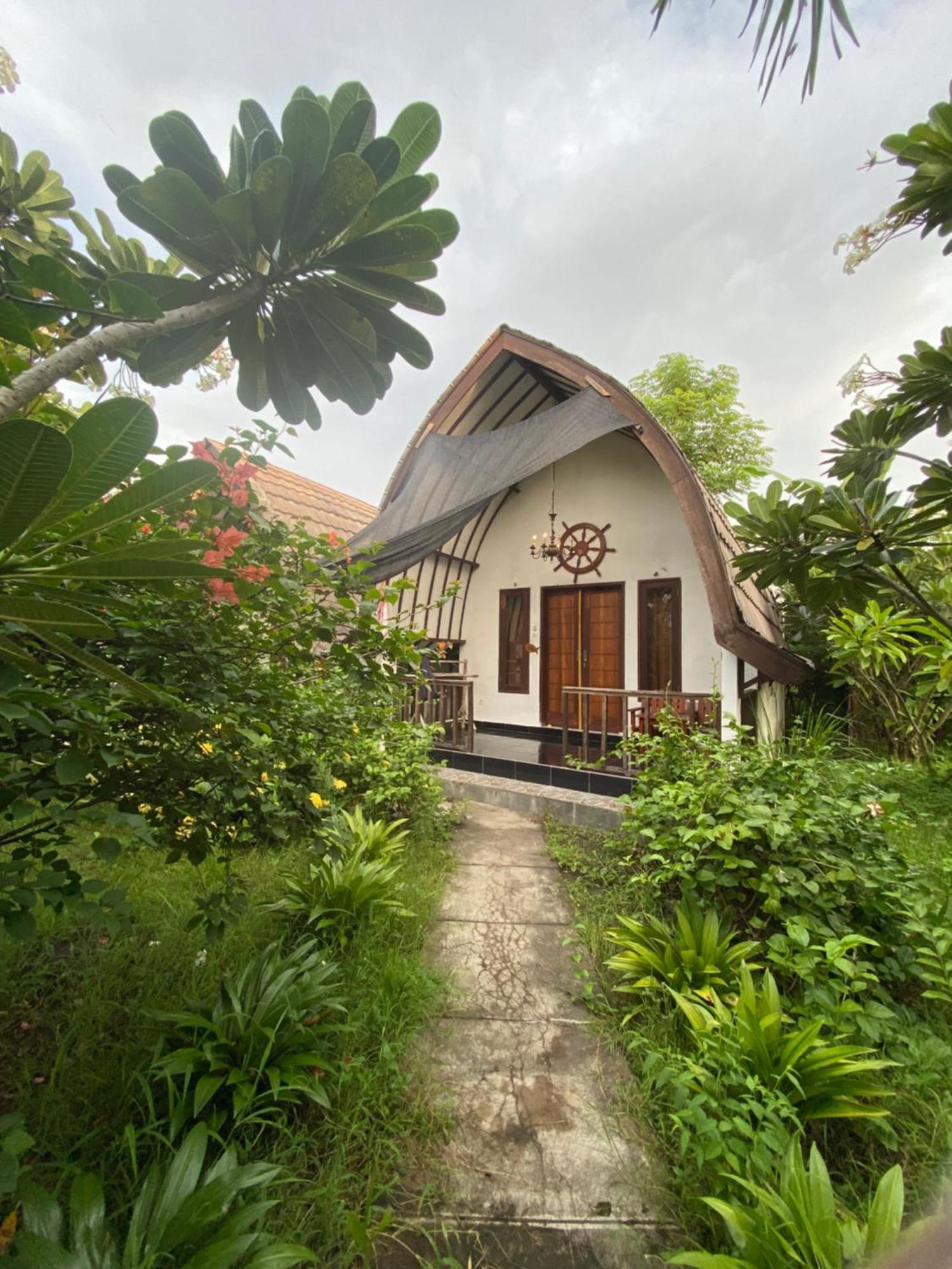 Mustika Ocean Lodge Gili Air Eksteriør bilde